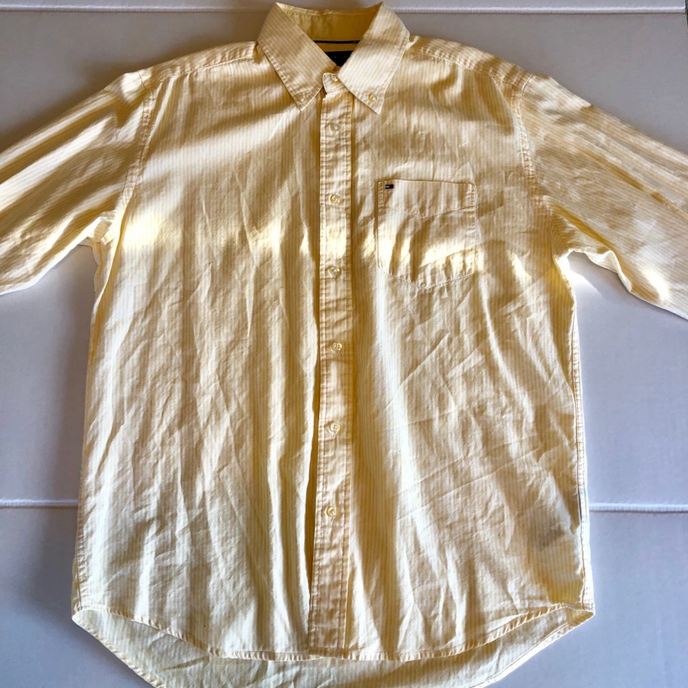 Tommy Hilfiger men’s Size L button down shirt
